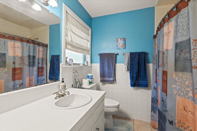 101 Willowwood Lane, Levelland, TX 79336