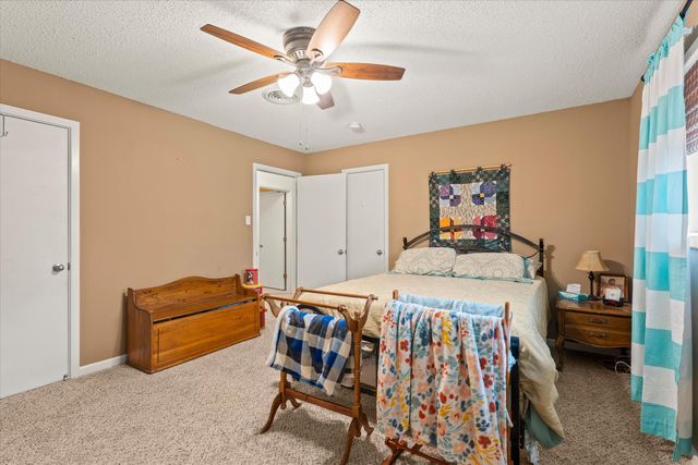 101 Willowwood Lane, Levelland, TX 79336