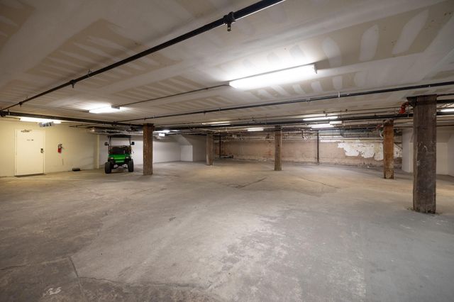 2208 Post Office Street 302, Galveston, TX 77550