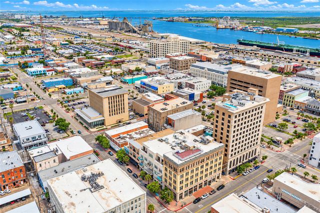 2208 Post Office Street 302, Galveston, TX 77550