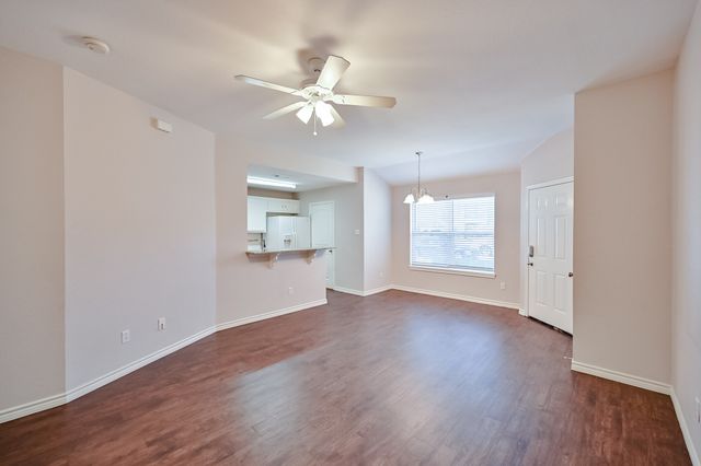 607 Kings Way Drive B, Mansfield, TX 76063