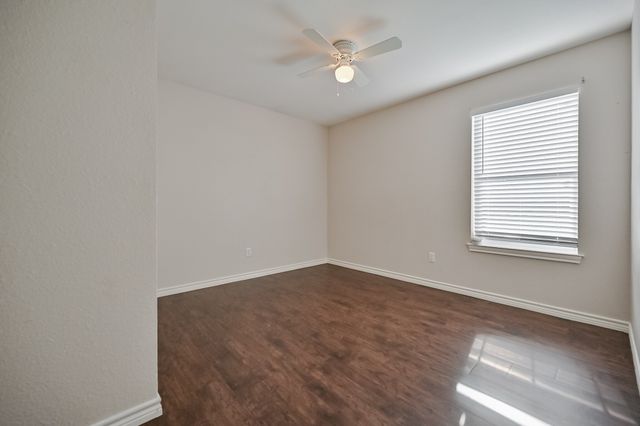 607 Kings Way Drive B, Mansfield, TX 76063