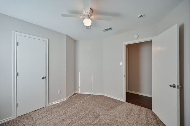 607 Kings Way Drive B, Mansfield, TX 76063