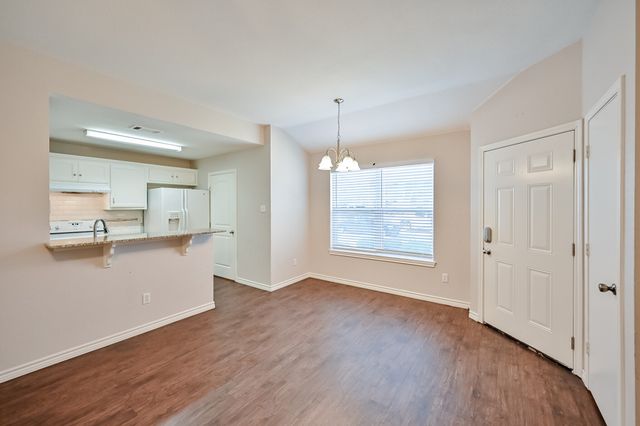 607 Kings Way Drive B, Mansfield, TX 76063