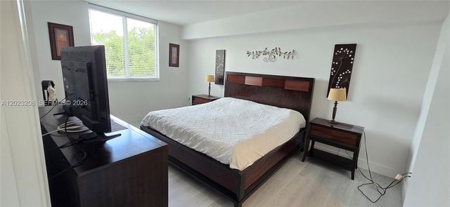 2775 NE 187th St 314, Aventura, FL 33180
