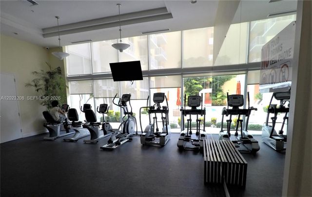 2775 NE 187th St 314, Aventura, FL 33180