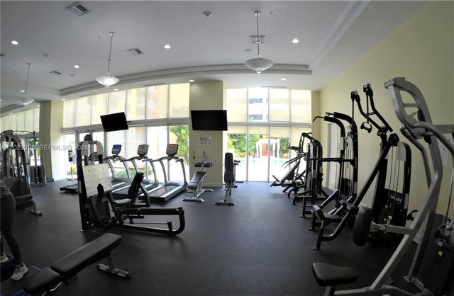 2775 NE 187th St 314, Aventura, FL 33180