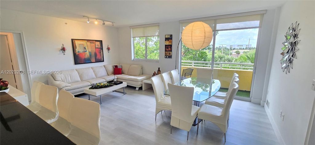 2775 NE 187th St 314, Aventura, FL 33180