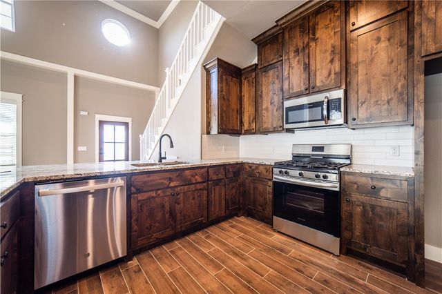 7678 Cadence Lane, Springdale, AR 72762