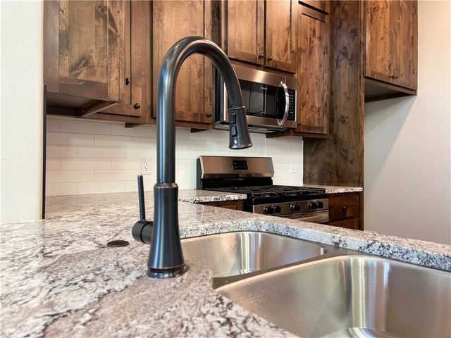 7678 Cadence Lane, Springdale, AR 72762