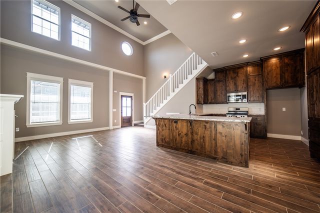 7678 Cadence Lane, Springdale, AR 72762