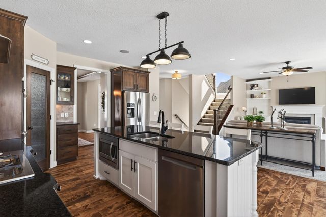 9326 Kagan Circle NE, Otsego, MN 55362