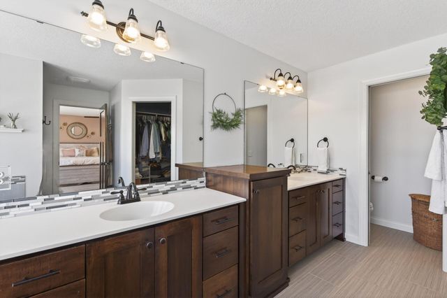 9326 Kagan Circle NE, Otsego, MN 55362