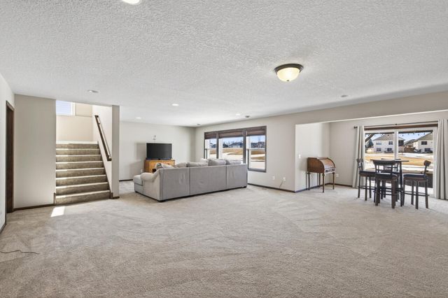 9326 Kagan Circle NE, Otsego, MN 55362