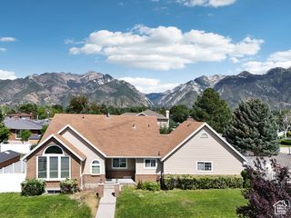 9355 S PERUVIAN DR, Sandy, UT 84093