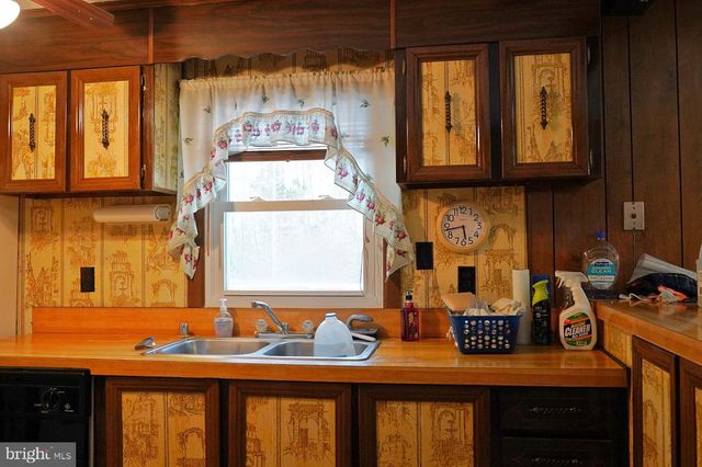 8965 RIVERSIDE RD, Nanjemoy, MD 20662