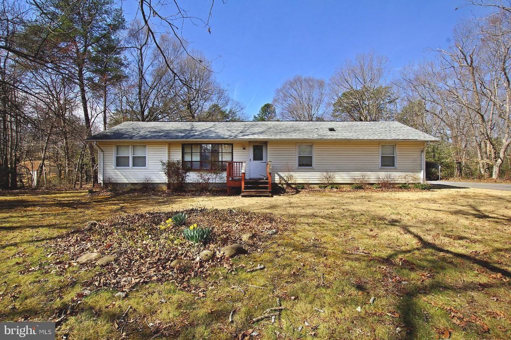 8965 RIVERSIDE RD, Nanjemoy, MD 20662