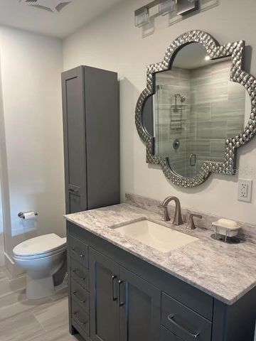 1703 N TAMIAMI TRAIL B504, Sarasota, FL 34234