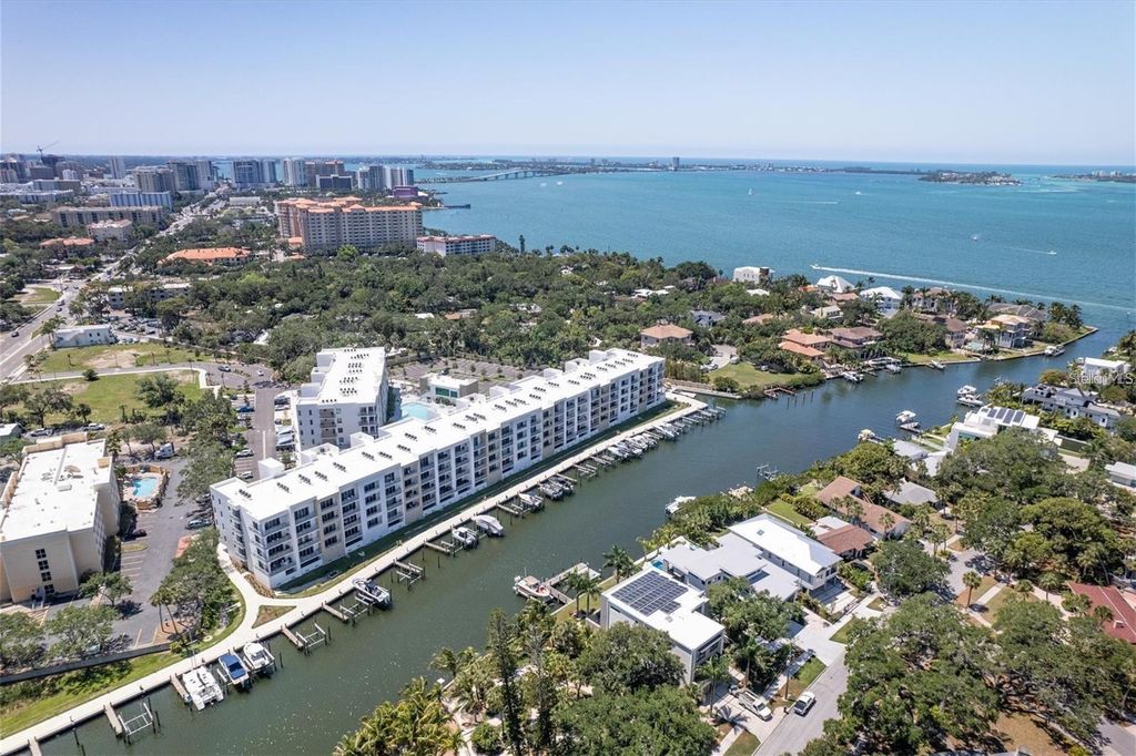 1703 N TAMIAMI TRAIL B504, Sarasota, FL 34234
