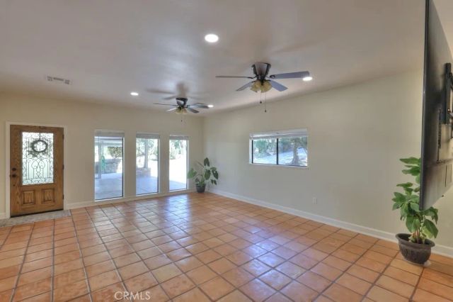 11714 Livingston Cressey, Livingston, CA 95334
