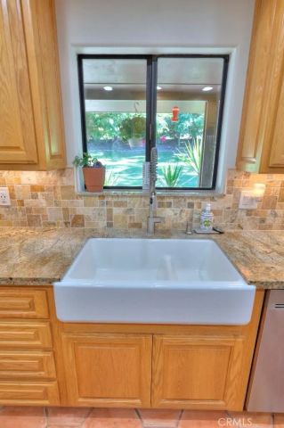11714 Livingston Cressey, Livingston, CA 95334