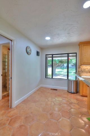 11714 Livingston Cressey, Livingston, CA 95334