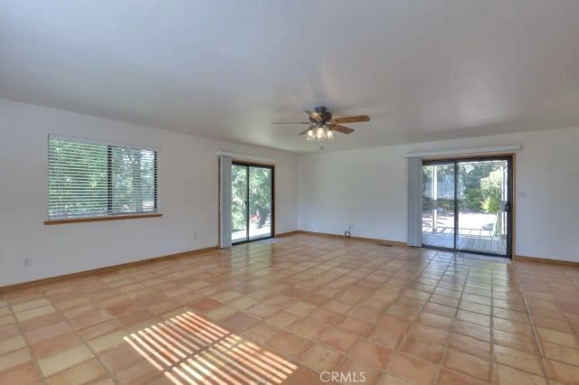 11714 Livingston Cressey, Livingston, CA 95334