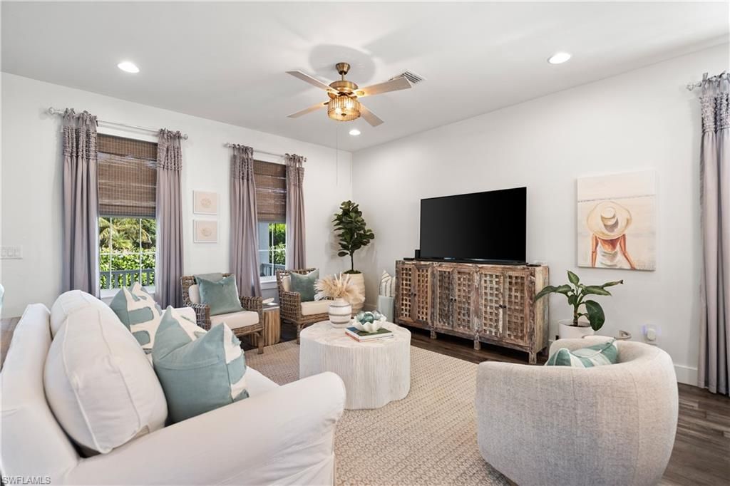 3060 Woodside AVE, NAPLES, FL 34112 — photo 4