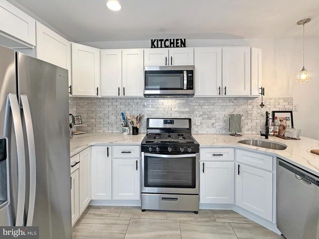 1611 N 26TH ST, Philadelphia, PA 19121