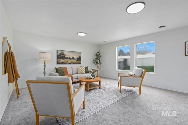 8196 W Grubstake St, Boise, ID 83709