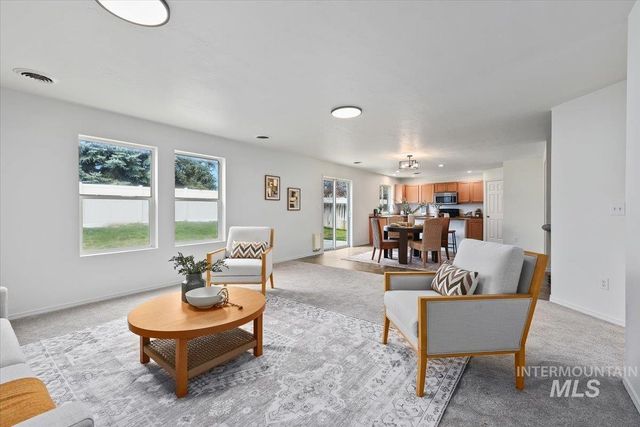 8196 W Grubstake St, Boise, ID 83709