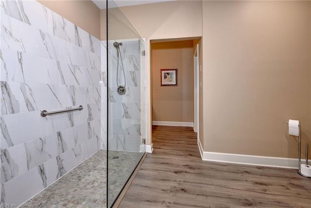 213 Dogleg DR, Williamsburg, VA 23188