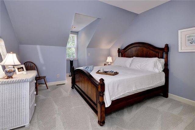 213 Dogleg DR, Williamsburg, VA 23188