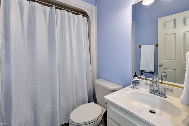 213 Dogleg DR, Williamsburg, VA 23188