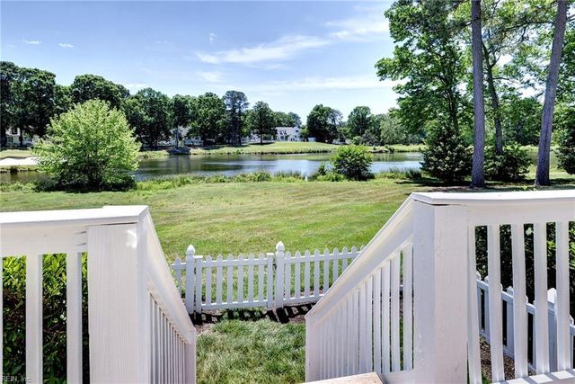 213 Dogleg DR, Williamsburg, VA 23188