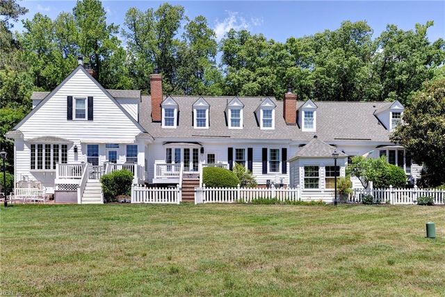 213 Dogleg DR, Williamsburg, VA 23188
