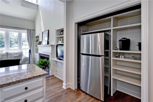 213 Dogleg DR, Williamsburg, VA 23188