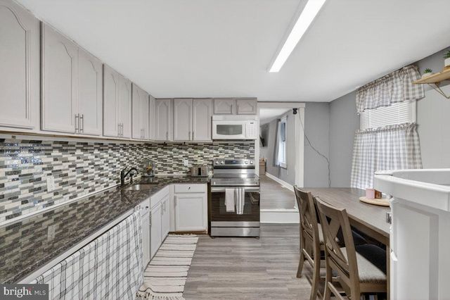 635 SPRUCE ST, Bristol, PA 19007