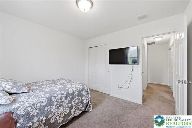 133 Scotty Drive, Easton, PA 18045