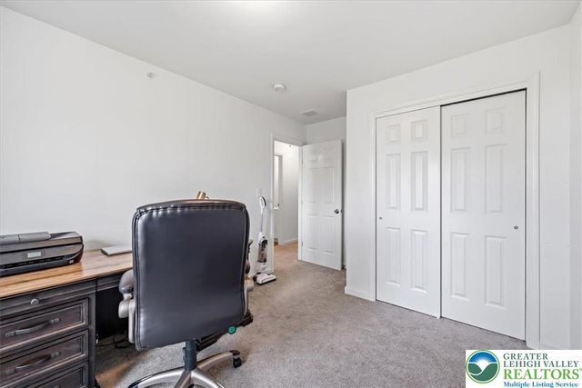 133 Scotty Drive, Easton, PA 18045