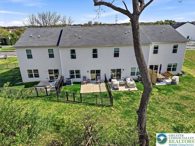 133 Scotty Drive, Easton, PA 18045