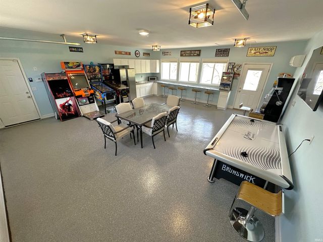 3743 N West Shafer Drive, Monticello, IN 47960