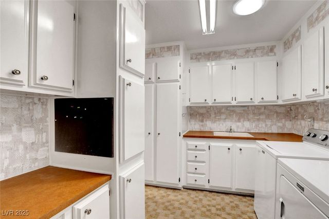 621 Mount Elbert Way, Boulder City, NV 89005