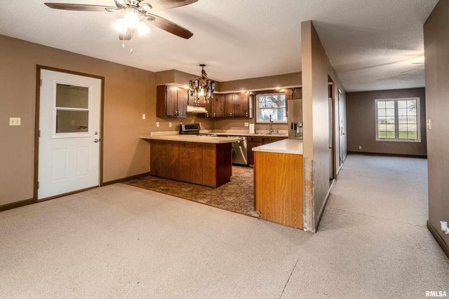 18662 Liberty School Road, Thompsonville, IL 62890