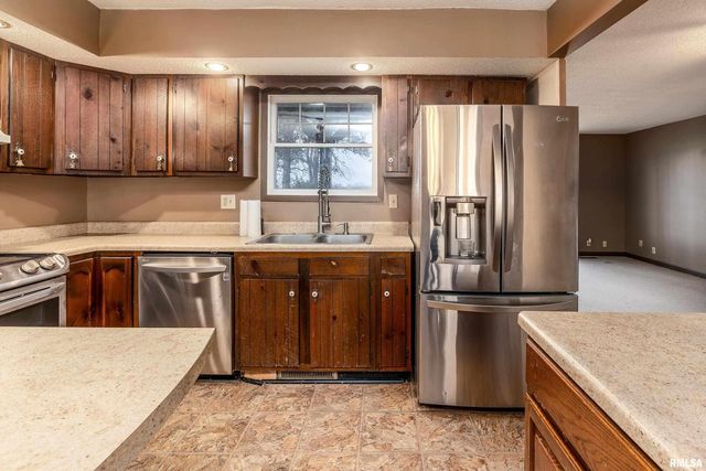 18662 Liberty School Road, Thompsonville, IL 62890