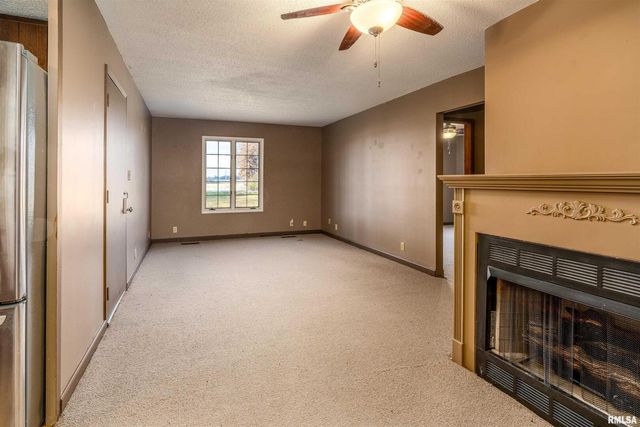 18662 Liberty School Road, Thompsonville, IL 62890