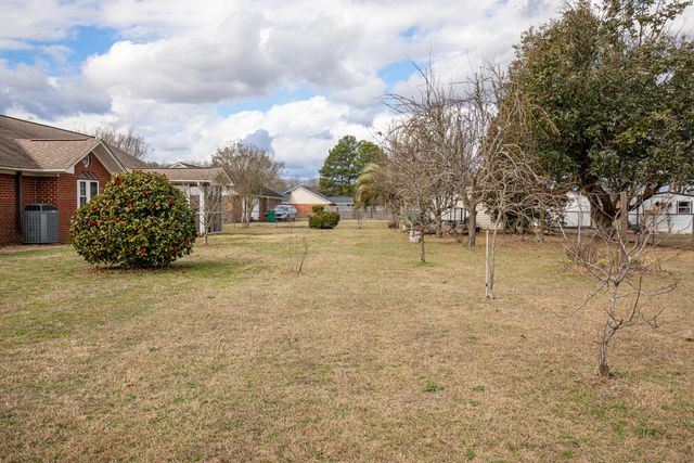 2525 Nicholson Drive, Sumter, SC 29153