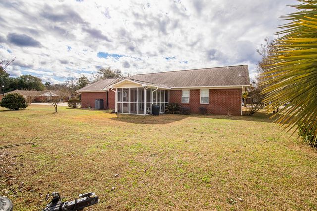 2525 Nicholson Drive, Sumter, SC 29153