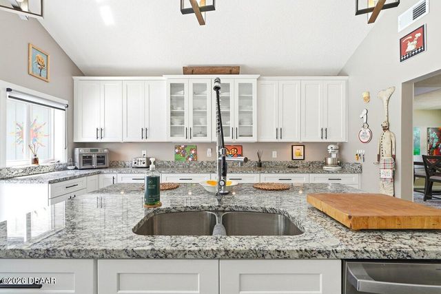 50 Treetop Circle, Ormond Beach, FL 32174
