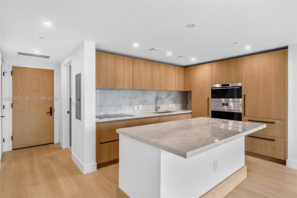 1176 97th 206 206, Bay Harbor Islands, FL 33154
